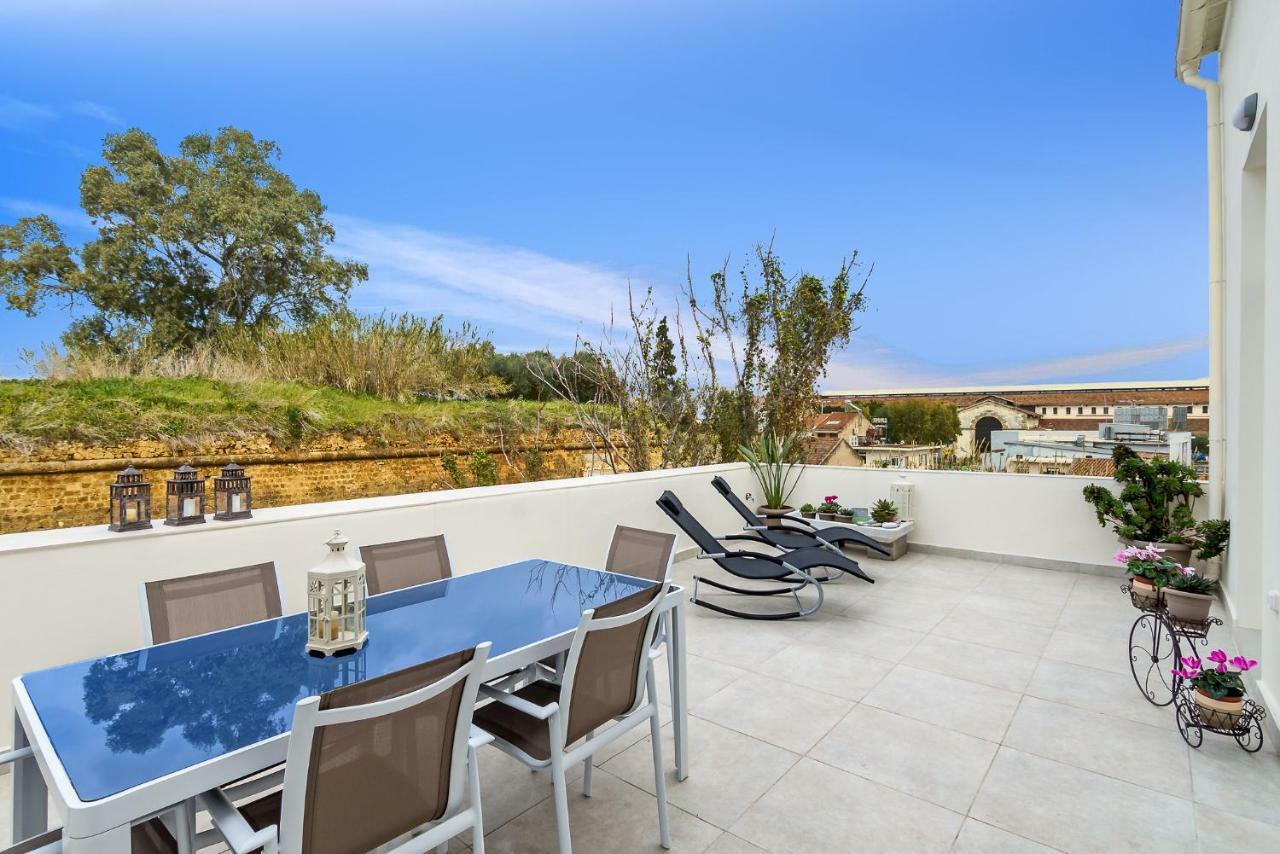 Grande Casa 1926 Apartment Chania  ภายนอก รูปภาพ