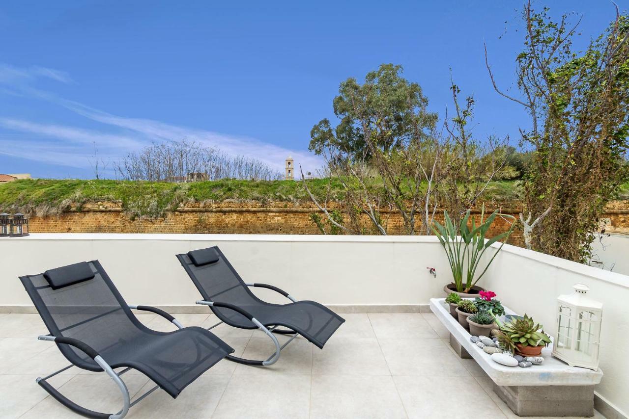 Grande Casa 1926 Apartment Chania  ภายนอก รูปภาพ